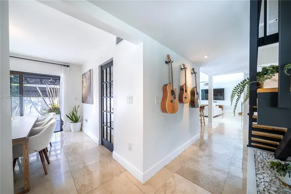 $5,750 | 330 Southwest 133rd Place, Unit 330, Miami, FL 33184