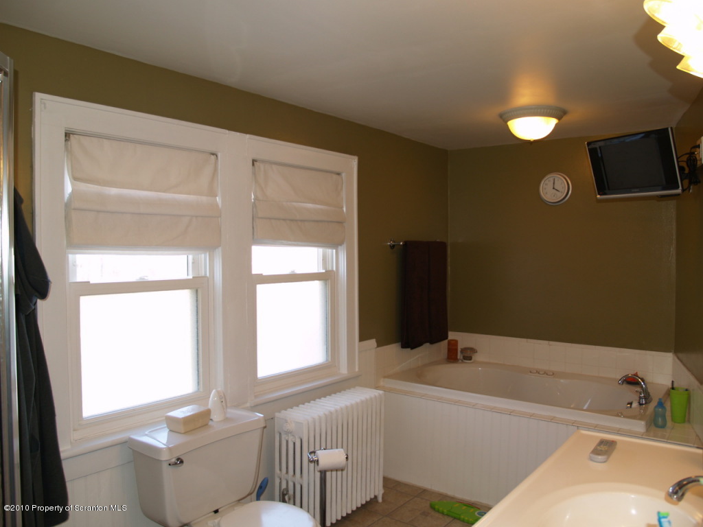 150 Wimmers Road Lake Ariel, PA 18436 - Photo 15 of 21 Gallery Image 15