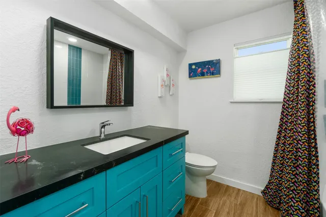 $475,000 | 385 Ling Street, Bayou Vista, TX 77563