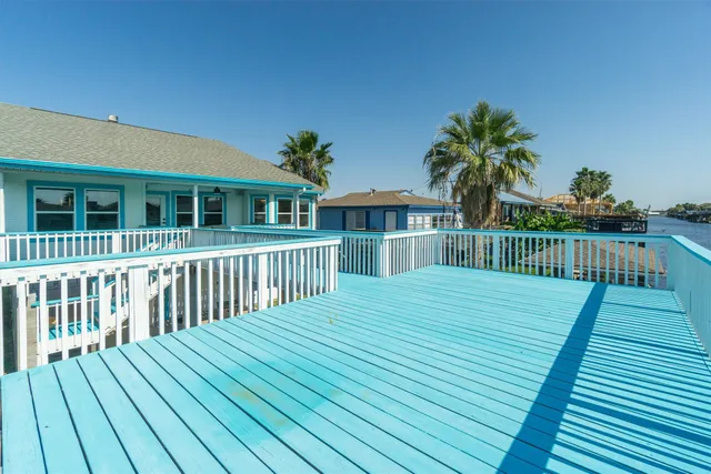 $475,000 | 385 Ling Street, Bayou Vista, TX 77563