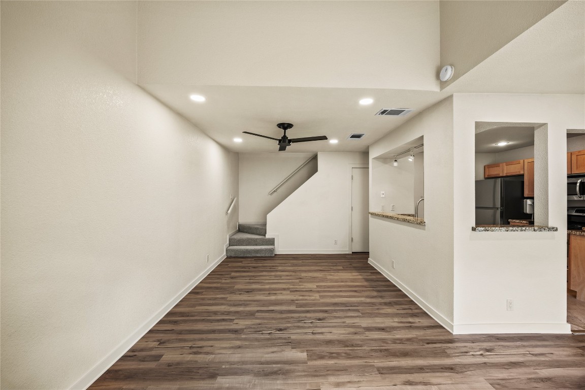 4777 Cedar Springs Road, Unit 8N Dallas, TX 75219 - Photo 19 of 34