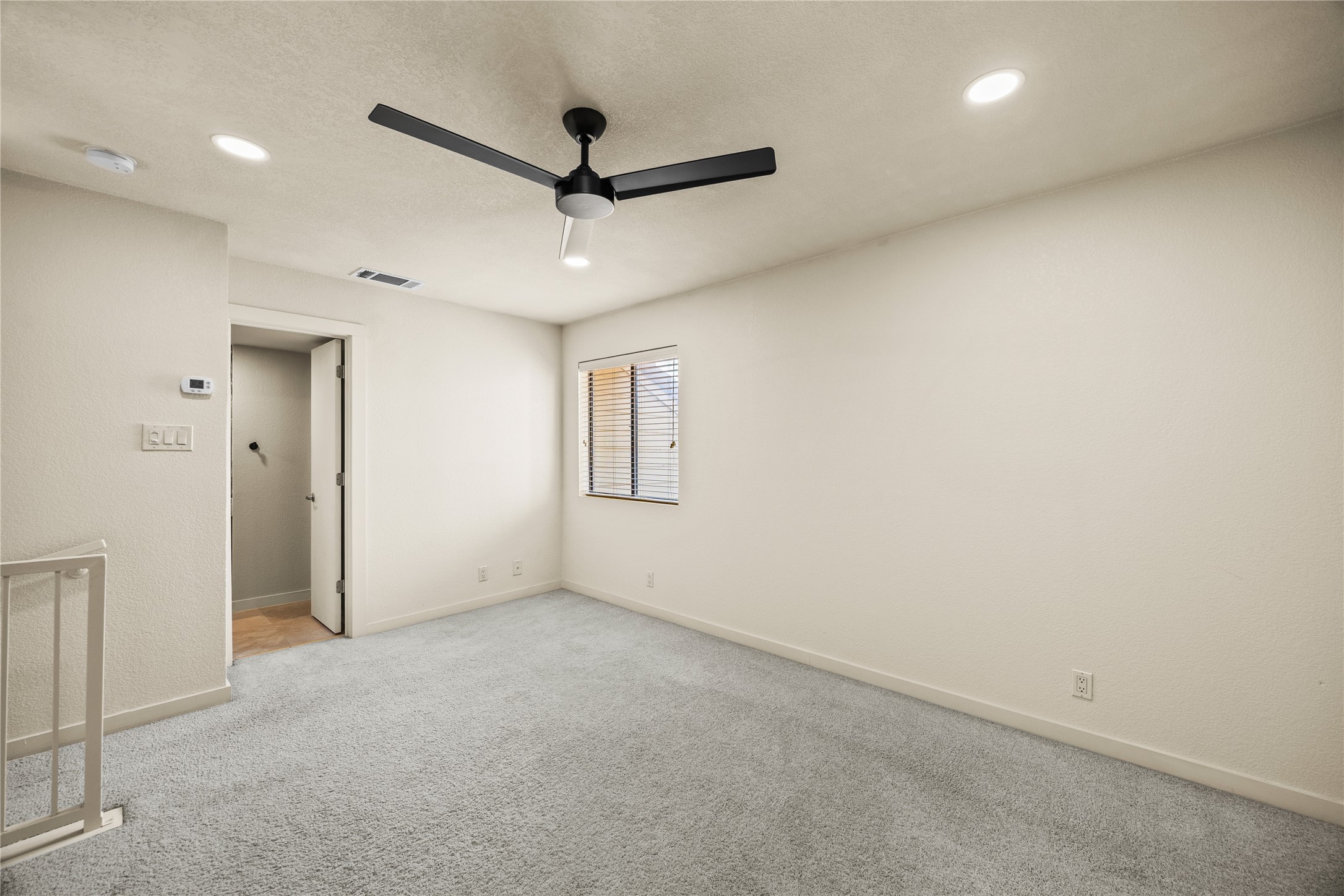 4777 Cedar Springs Road, Unit 8N Dallas, TX 75219 - Photo 26 of 34