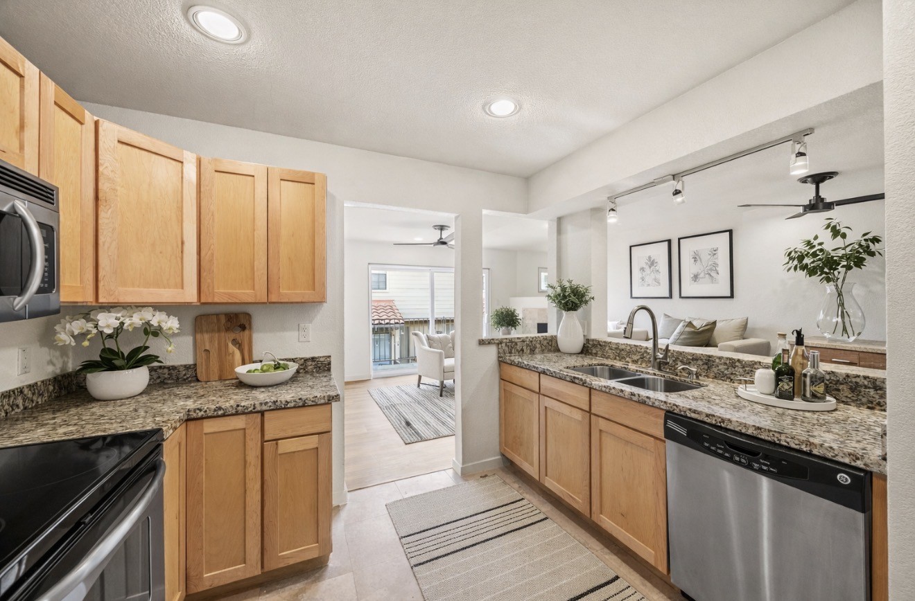 4777 Cedar Springs Road, Unit 8N Dallas, TX 75219 - Photo 6 of 34 Photo is virtually stage