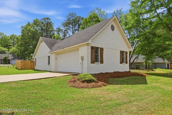 $245,000 | 131 Bellegrove Circle, Brandon, MS 39047