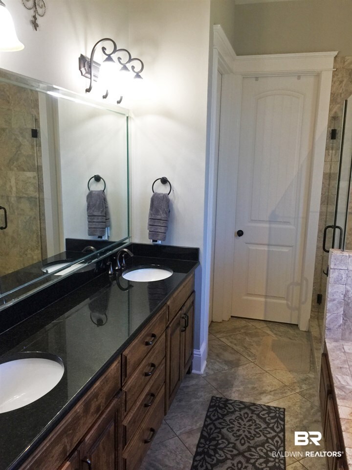 289 Chet Avenue Fairhope, AL 36532 - Photo 12 of 22