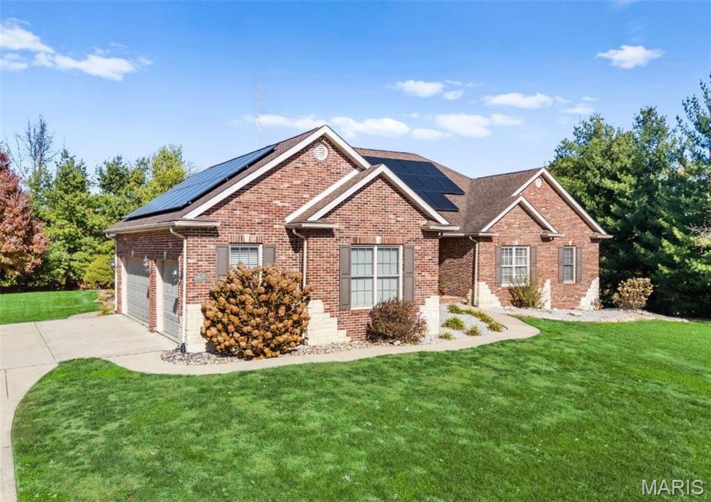 166 Berringer Drive O'Fallon, IL 62269 - Photo 2 of 45