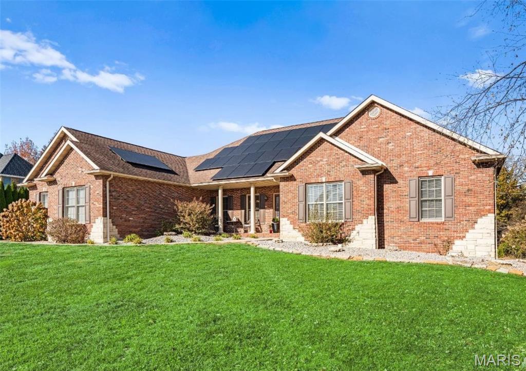 166 Berringer Drive O'Fallon, IL 62269 - Photo 3 of 45