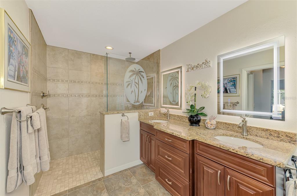 5868 Jefferson Road Venice, FL 34293 - Photo 36 of 68 Double Vanity with Granite countertop