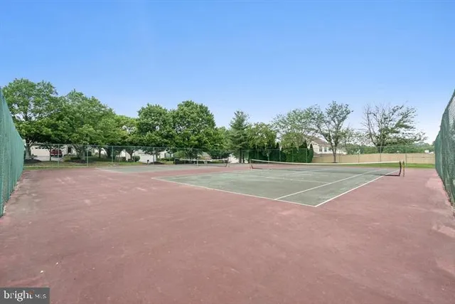 a view of a tennis court