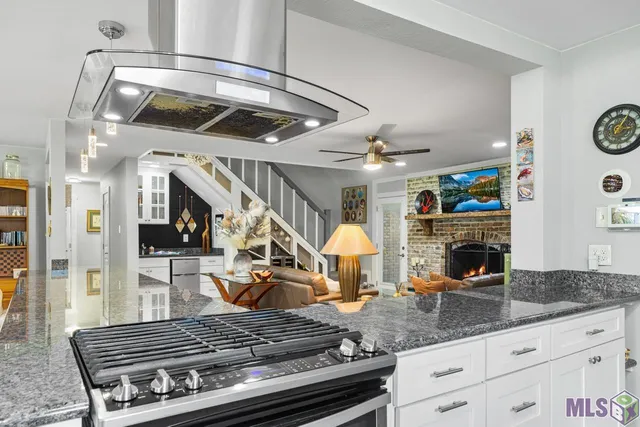 $434,000 | 7994 Hermitage Drive, Denham Springs, LA 70726