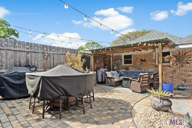 $434,000 | 7994 Hermitage Drive, Denham Springs, LA 70726