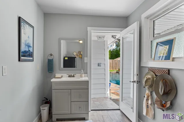 $434,000 | 7994 Hermitage Drive, Denham Springs, LA 70726