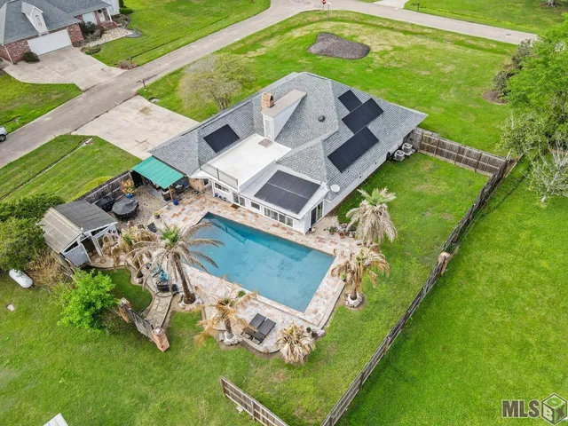 $434,000 | 7994 Hermitage Drive, Denham Springs, LA 70726