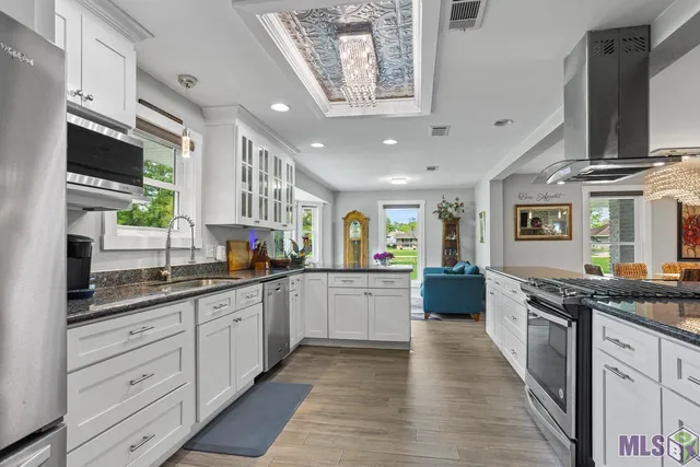 $434,000 | 7994 Hermitage Drive, Denham Springs, LA 70726