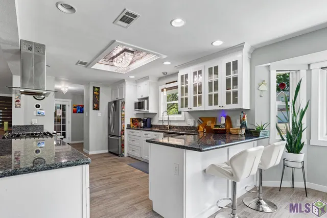 $434,000 | 7994 Hermitage Drive, Denham Springs, LA 70726