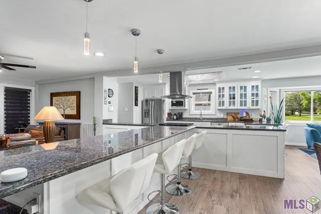 $434,000 | 7994 Hermitage Drive, Denham Springs, LA 70726