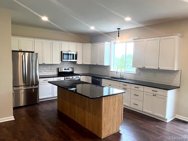 2670 Riley Center Road Memphis, MI 48041 - Photo 8 of 24 Gallery Image 8