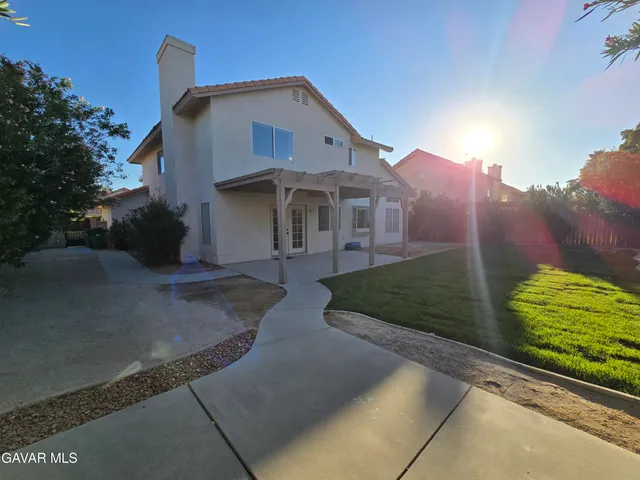a view of an outdoor space
