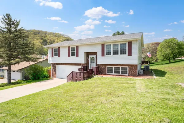 $339,900 | 52 Mt Vernon Court, Winona, MN 55987
