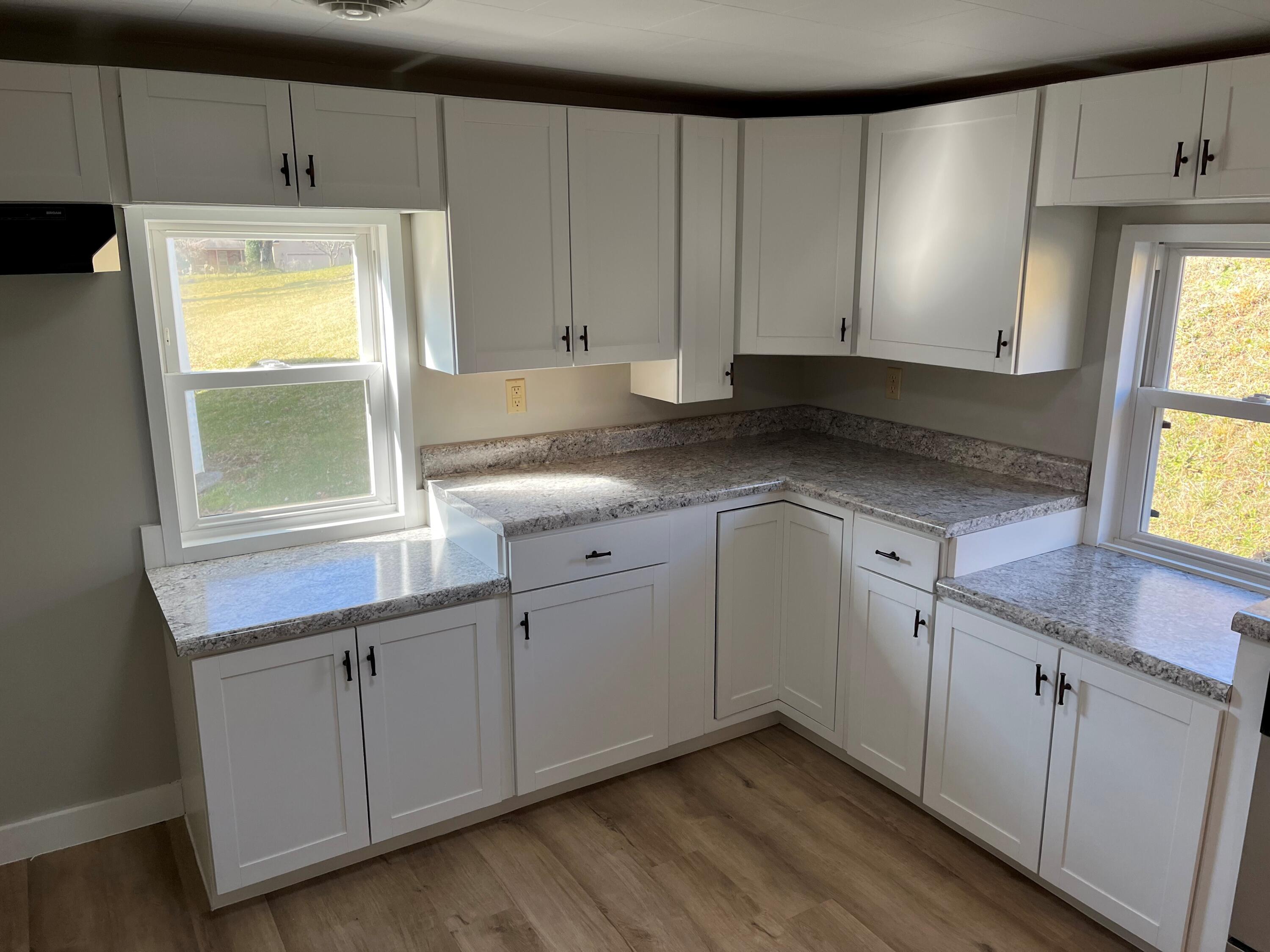 111 Bud Hicks Road Hampton, TN 37658 - Photo 11 of 29 ward15