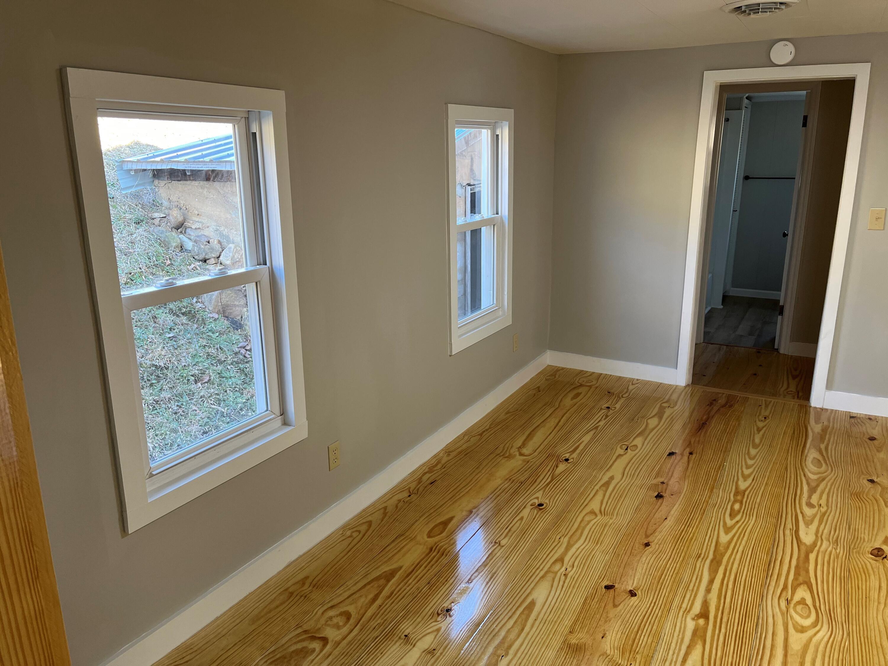 111 Bud Hicks Road Hampton, TN 37658 - Photo 18 of 29 ward7