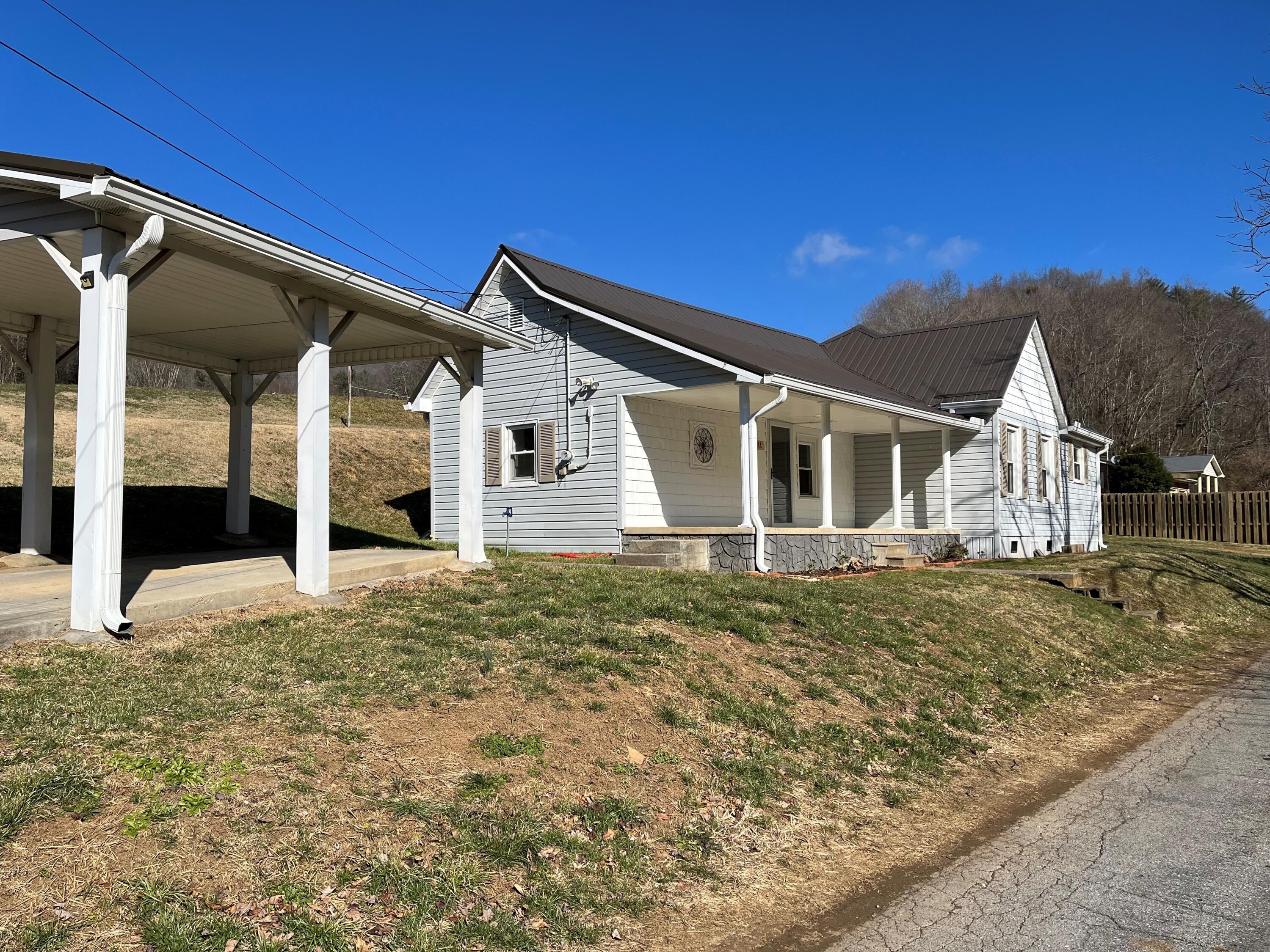 111 Bud Hicks Road Hampton, TN 37658 - Photo 2 of 29 ward20