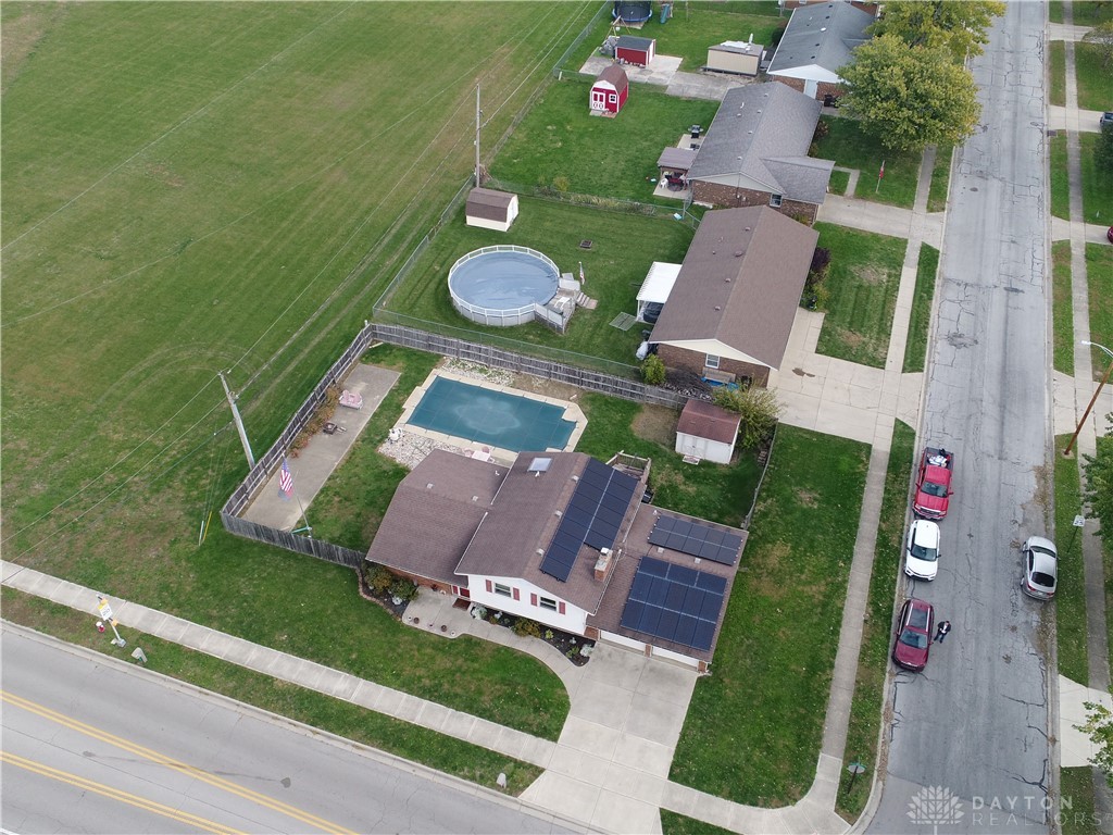 404 South Fuls Road New Lebanon, OH 45345 - Photo 6 of 29 Gallery Image 6