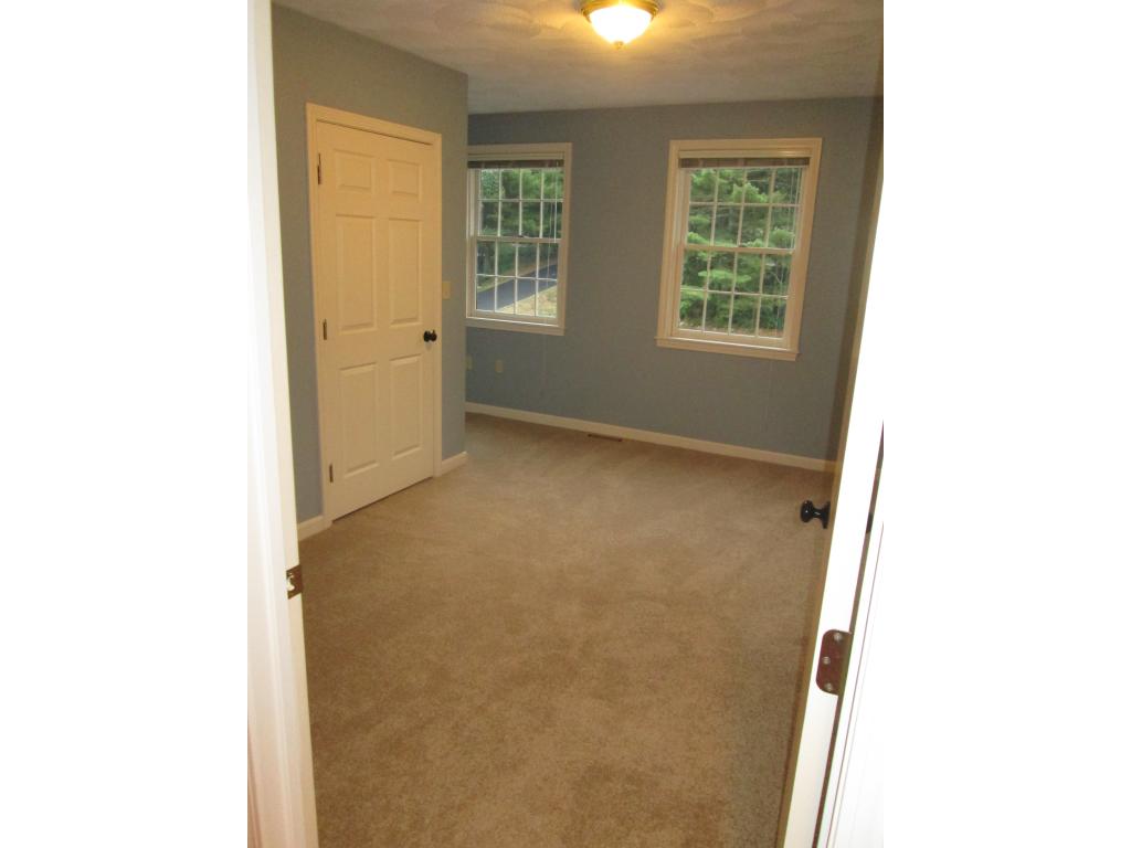 118 Castle Hill Road Windham, NH 03087 - Photo 15 of 33