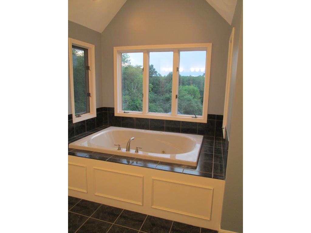 118 Castle Hill Road Windham, NH 03087 - Photo 23 of 33