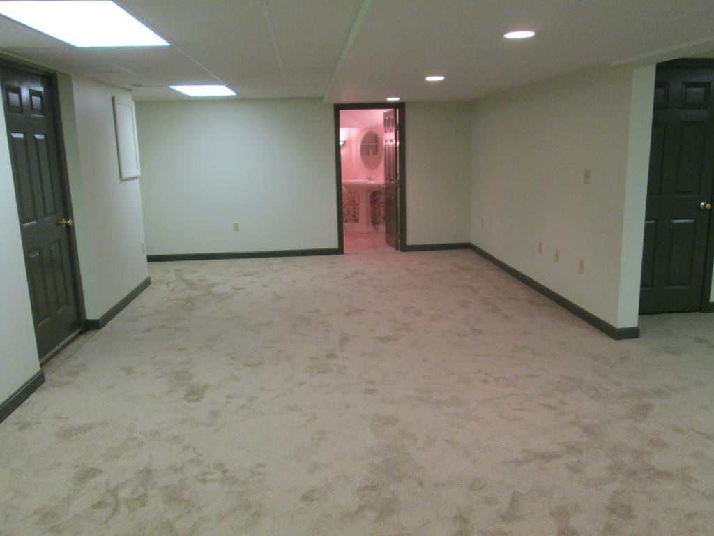 118 Castle Hill Road Windham, NH 03087 - Photo 27 of 33