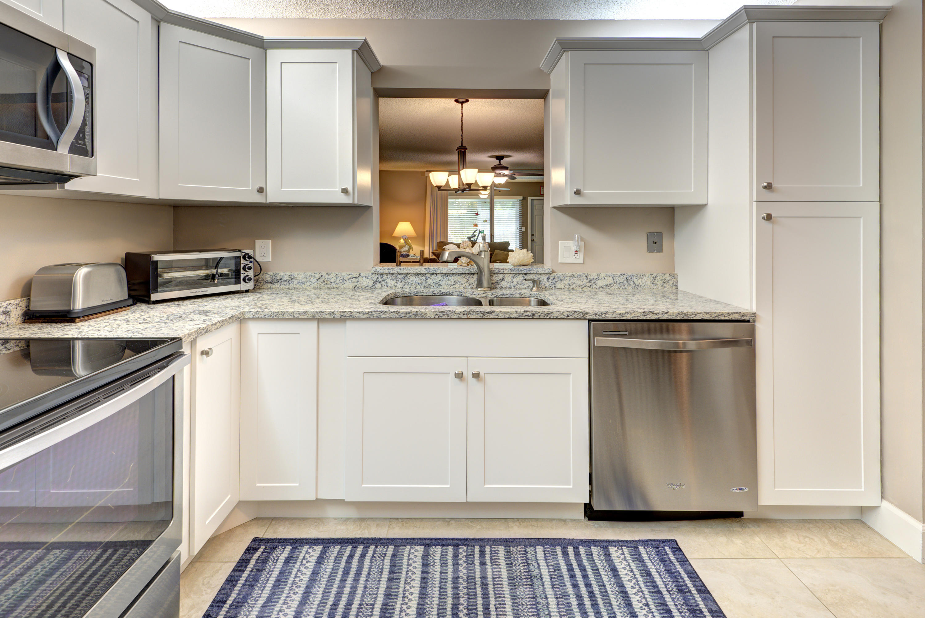 18900 Stewart Circle, Unit 1 Boca Raton, FL 33496 - Photo 7 of 23 Kitchen