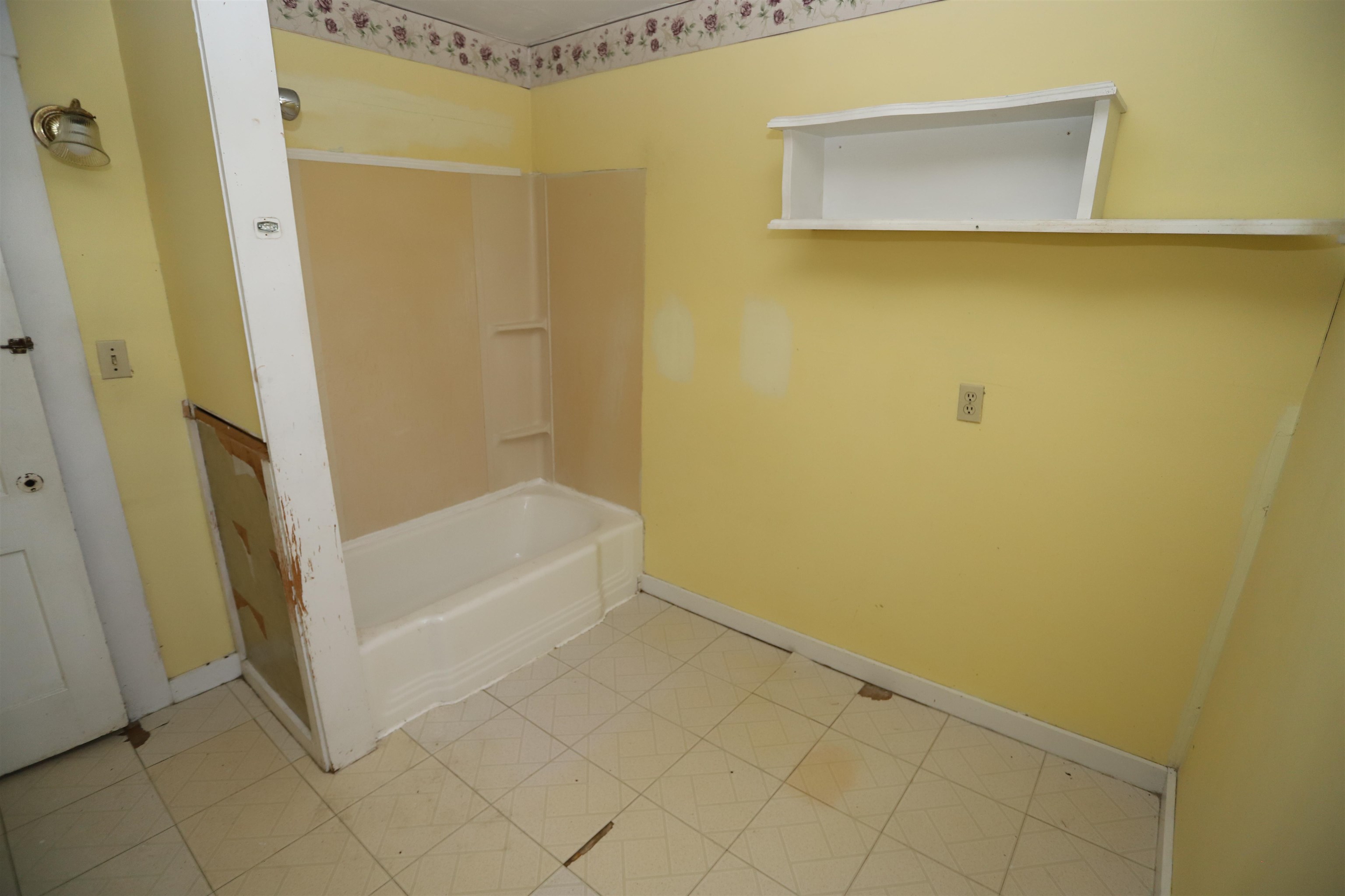 184 Glover Road Barton, VT 05822 - Photo 12 of 26