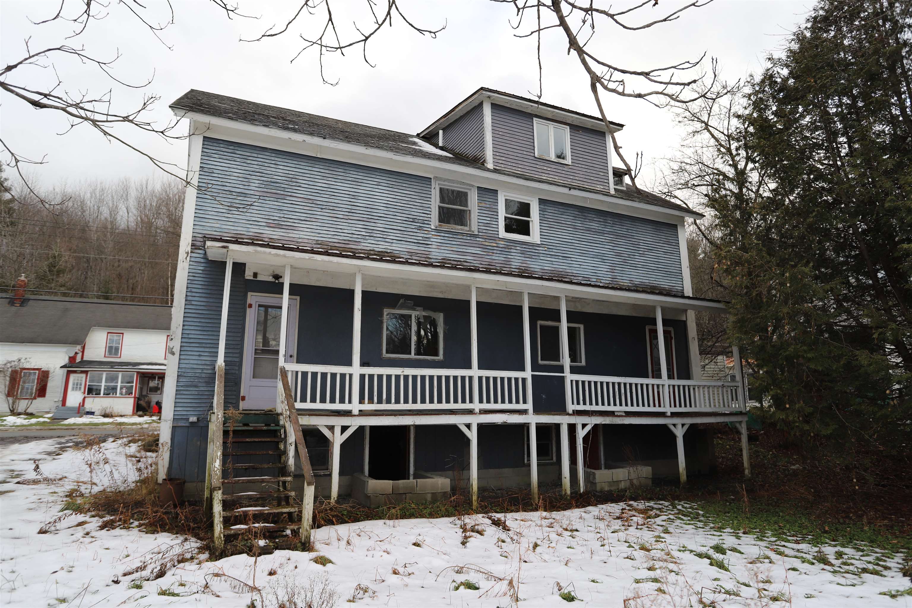 184 Glover Road Barton, VT 05822 - Photo 2 of 26