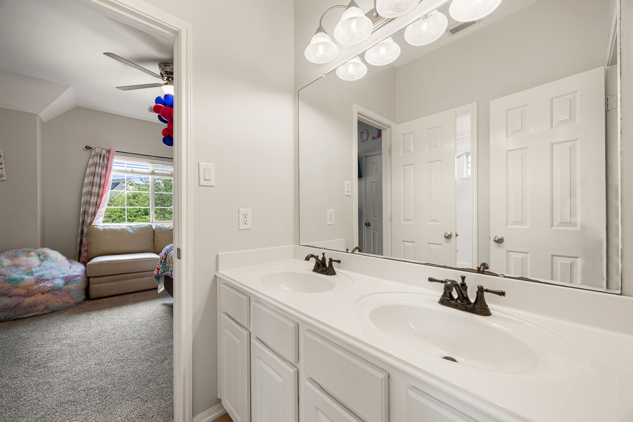 10502 Landsdowne Pointe Drive Spring, TX 77379 - Photo 33 of 46