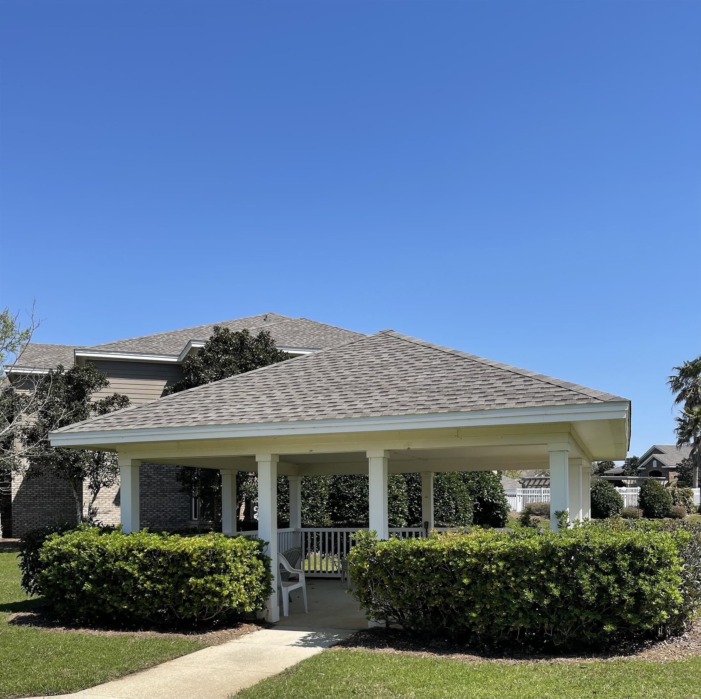 450 Park Avenue, Unit 710 Foley, AL 36535 - Photo 22 of 23 Grill & gathering area