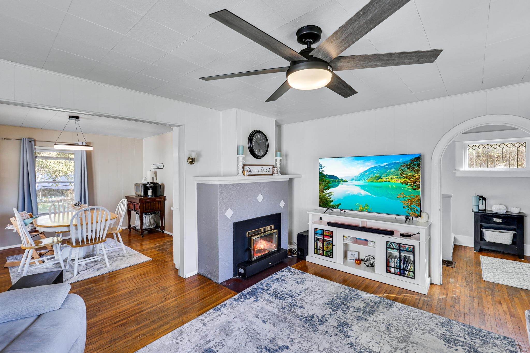 1924 West Indiana Avenue Spokane, WA 99205 - Photo 9 of 38