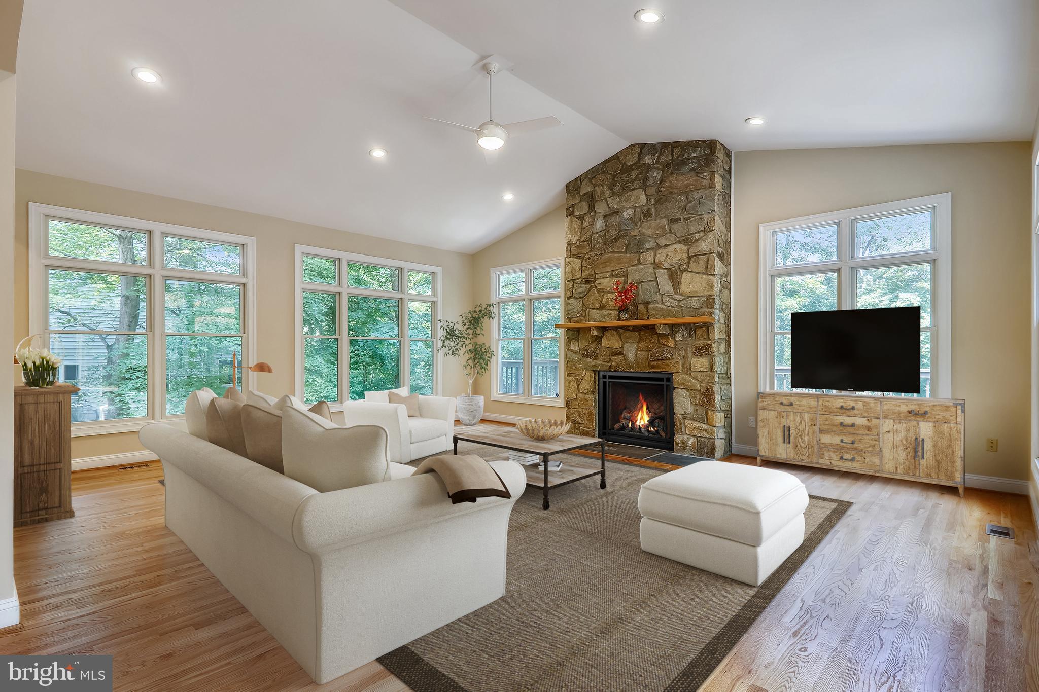 8700 Overlook Road McLean, VA 22102 - Photo 13 of 49 Family Room - Virtually Staged