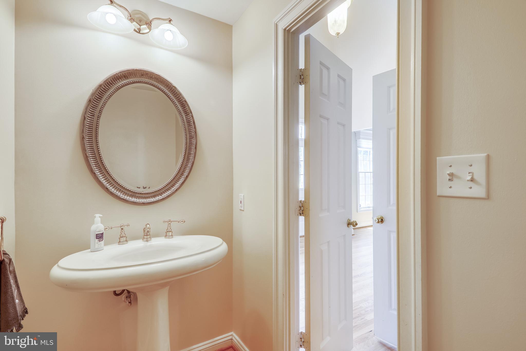 8700 Overlook Road McLean, VA 22102 - Photo 19 of 49 Half Bath Off Foyer