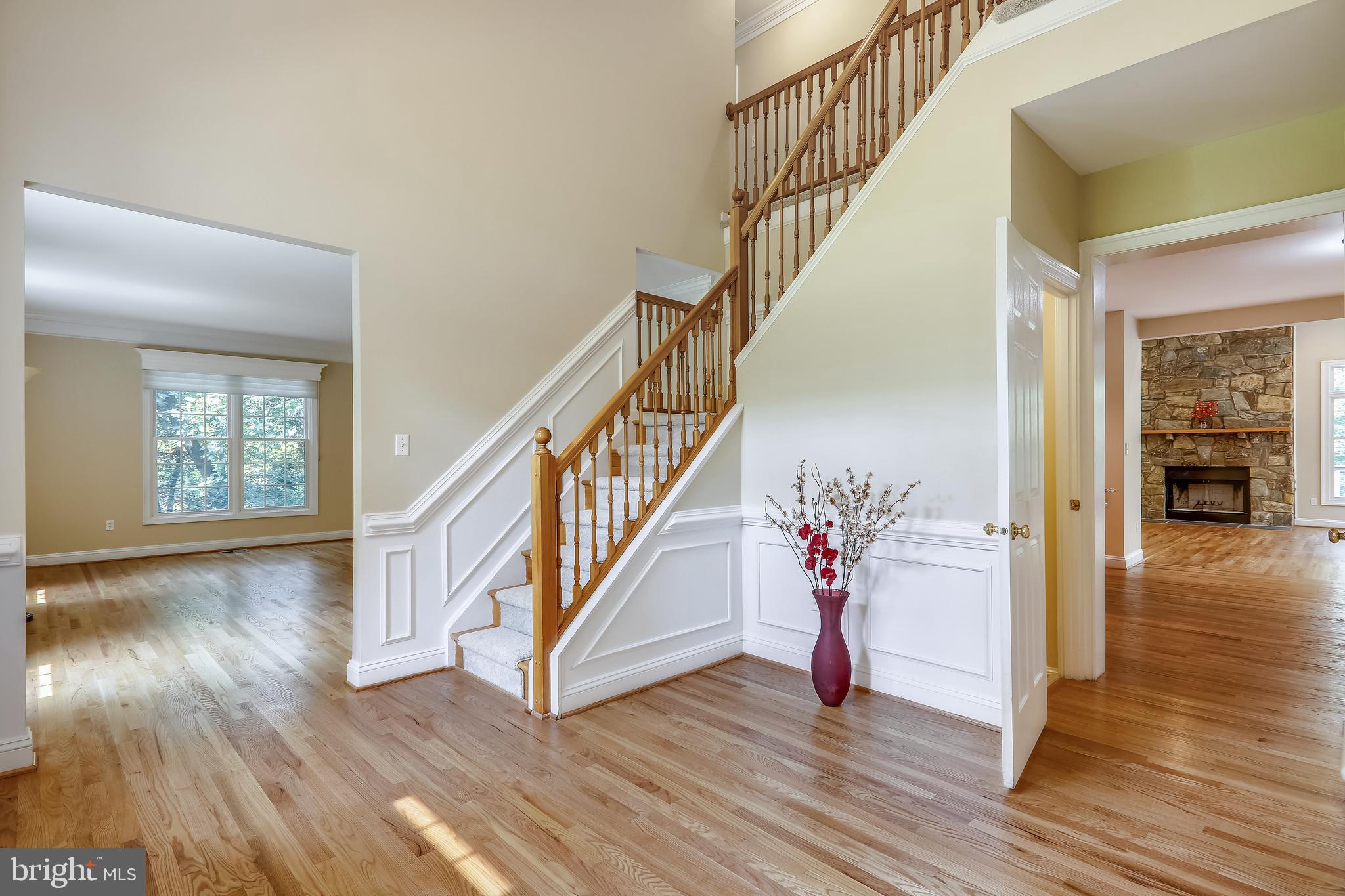8700 Overlook Road McLean, VA 22102 - Photo 20 of 49 Stairs to Upper Level