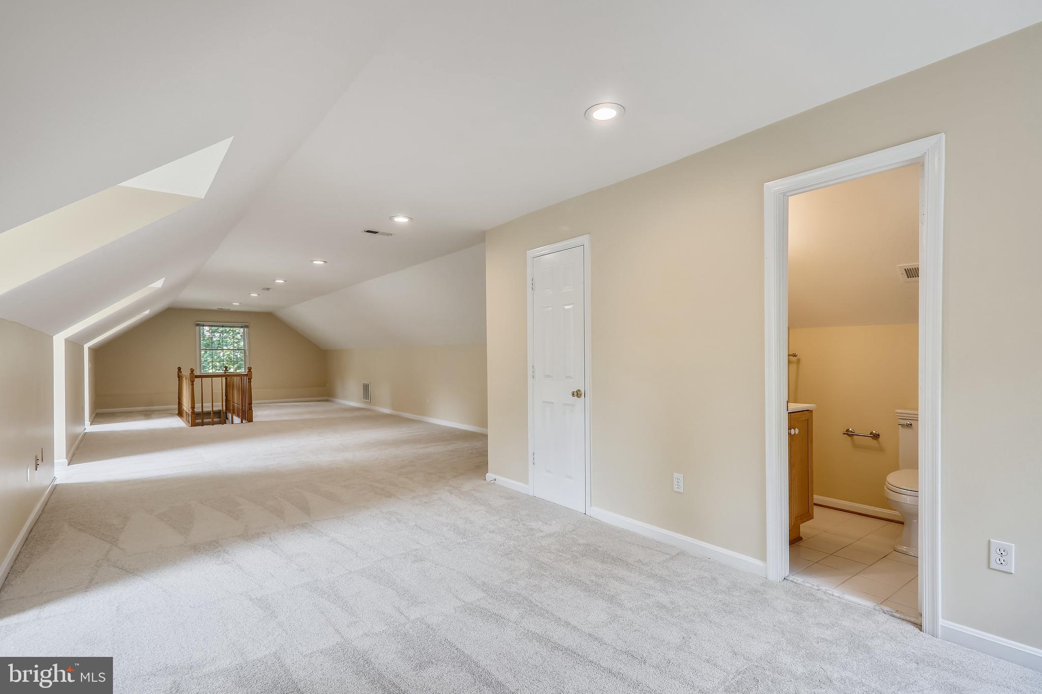 8700 Overlook Road McLean, VA 22102 - Photo 33 of 49 Upper Level 2 Bedroom 5 or Hobby Room