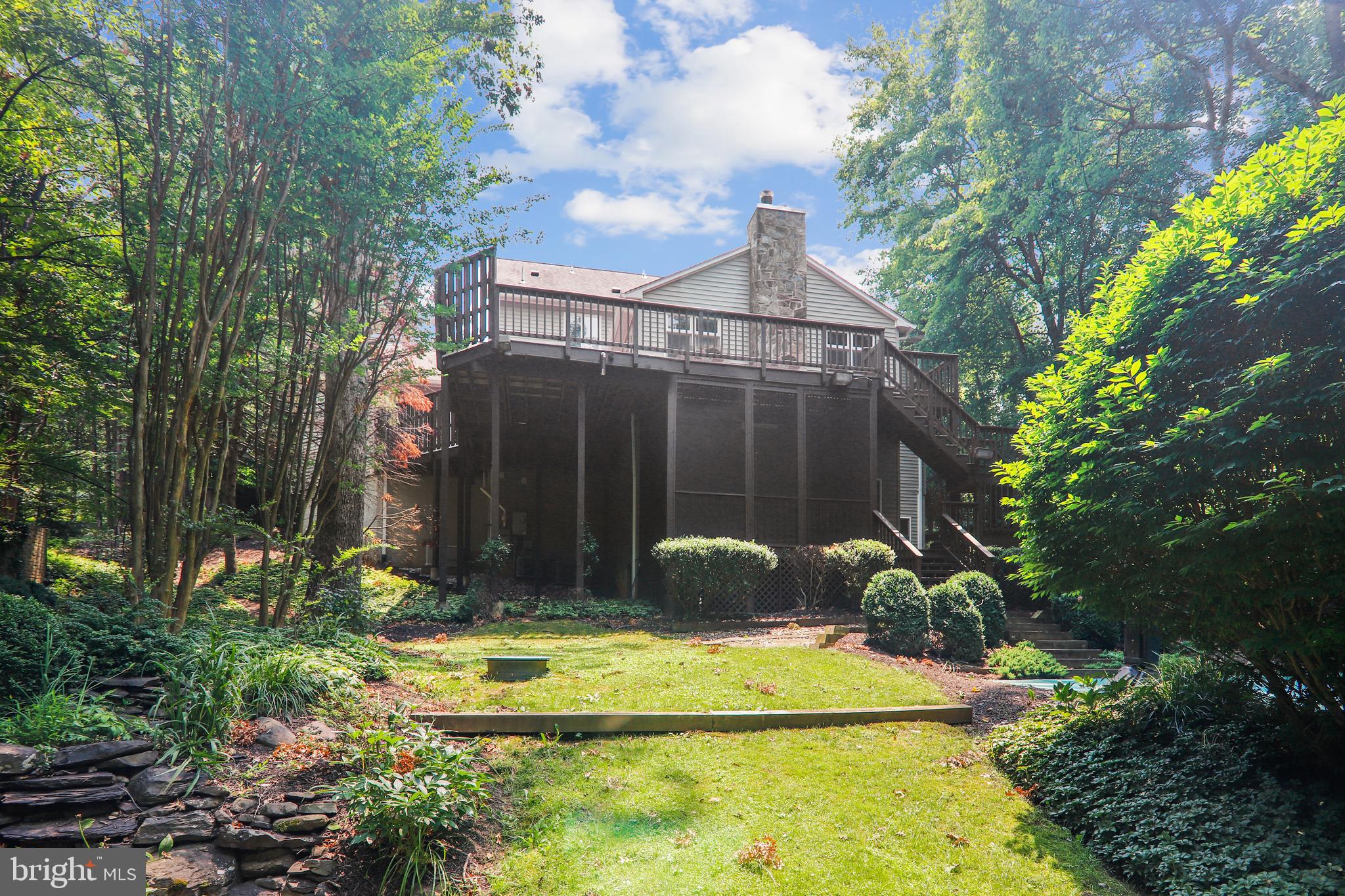 8700 Overlook Road McLean, VA 22102 - Photo 49 of 49 Rear Elevation