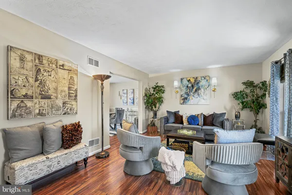 $550,000 | 575 Crossbridge Drive, Westminster, MD 21158