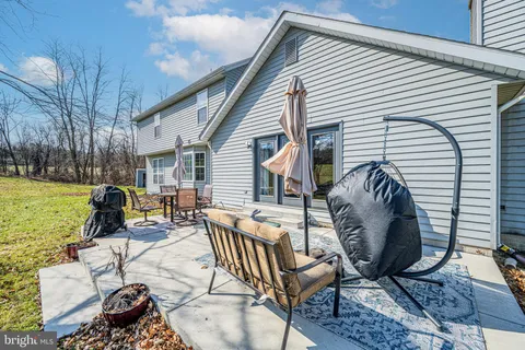 $550,000 | 575 Crossbridge Drive, Westminster, MD 21158