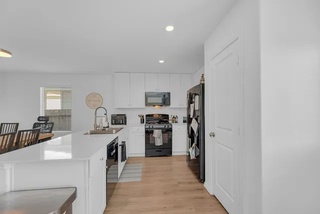 $2,195 | 2324 Willkomen Way, Pflugerville, TX 78660