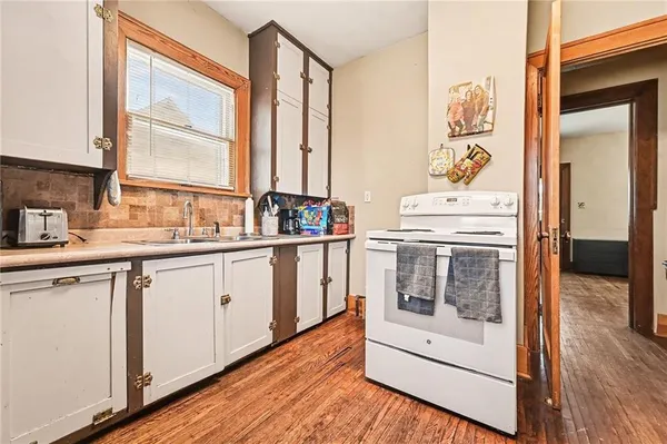 $129,999 | 421 West Cooper Street, Maryville, MO 64468