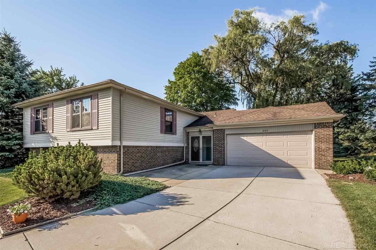 849 Dumont Place Rochester Hills, MI 48307 - Photo 4 of 50