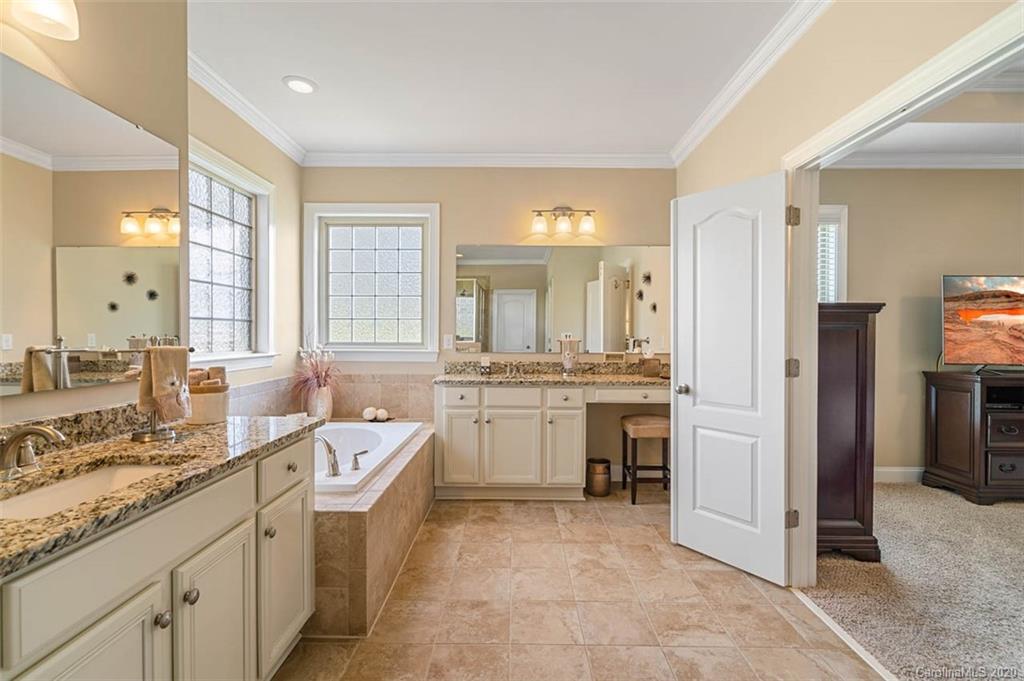 604 Brookhaven Drive Fort Mill, SC 29708 - Photo 23 of 30