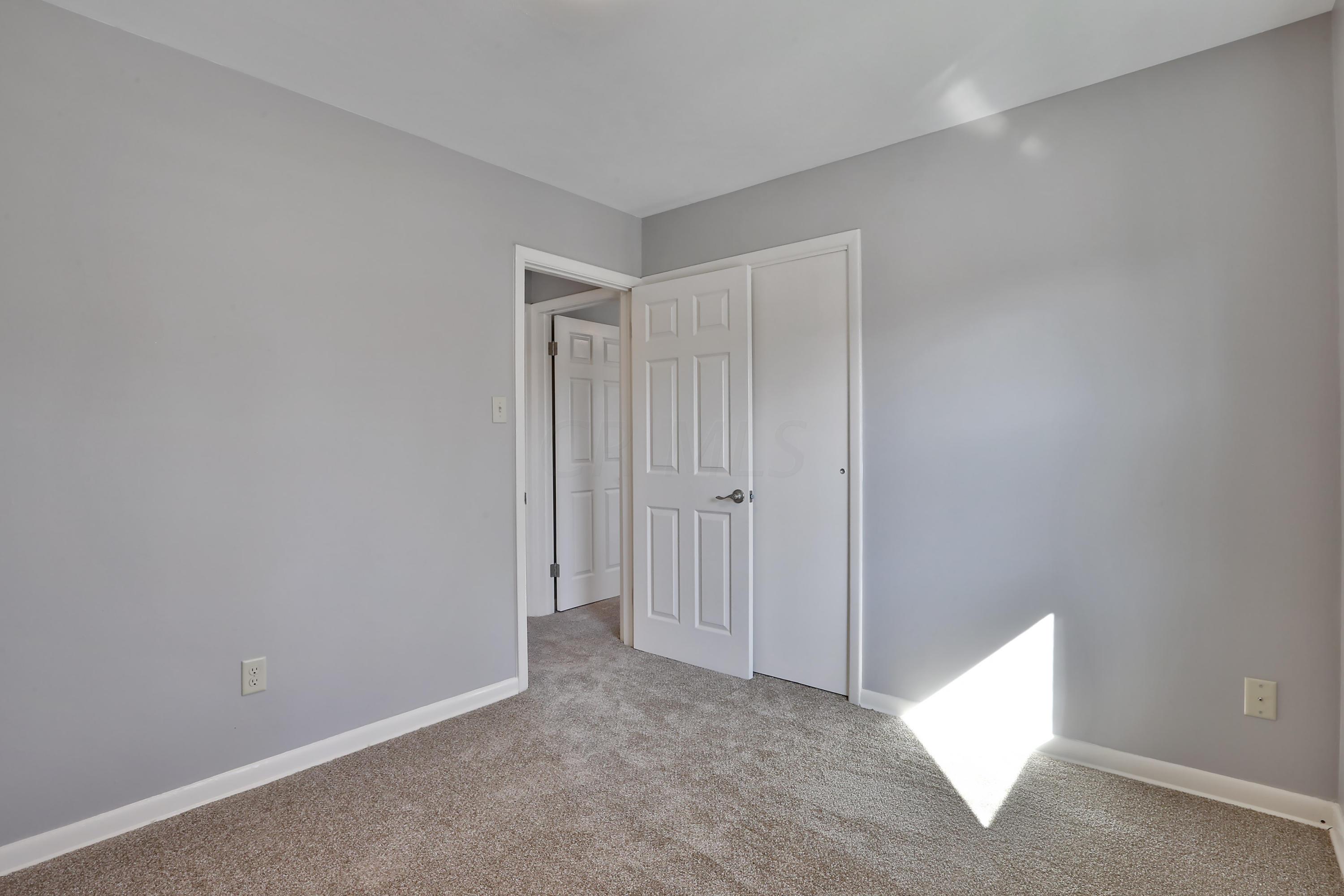 1088 Afton Road Columbus, OH 43221 - Photo 16 of 36 Gallery Image 16