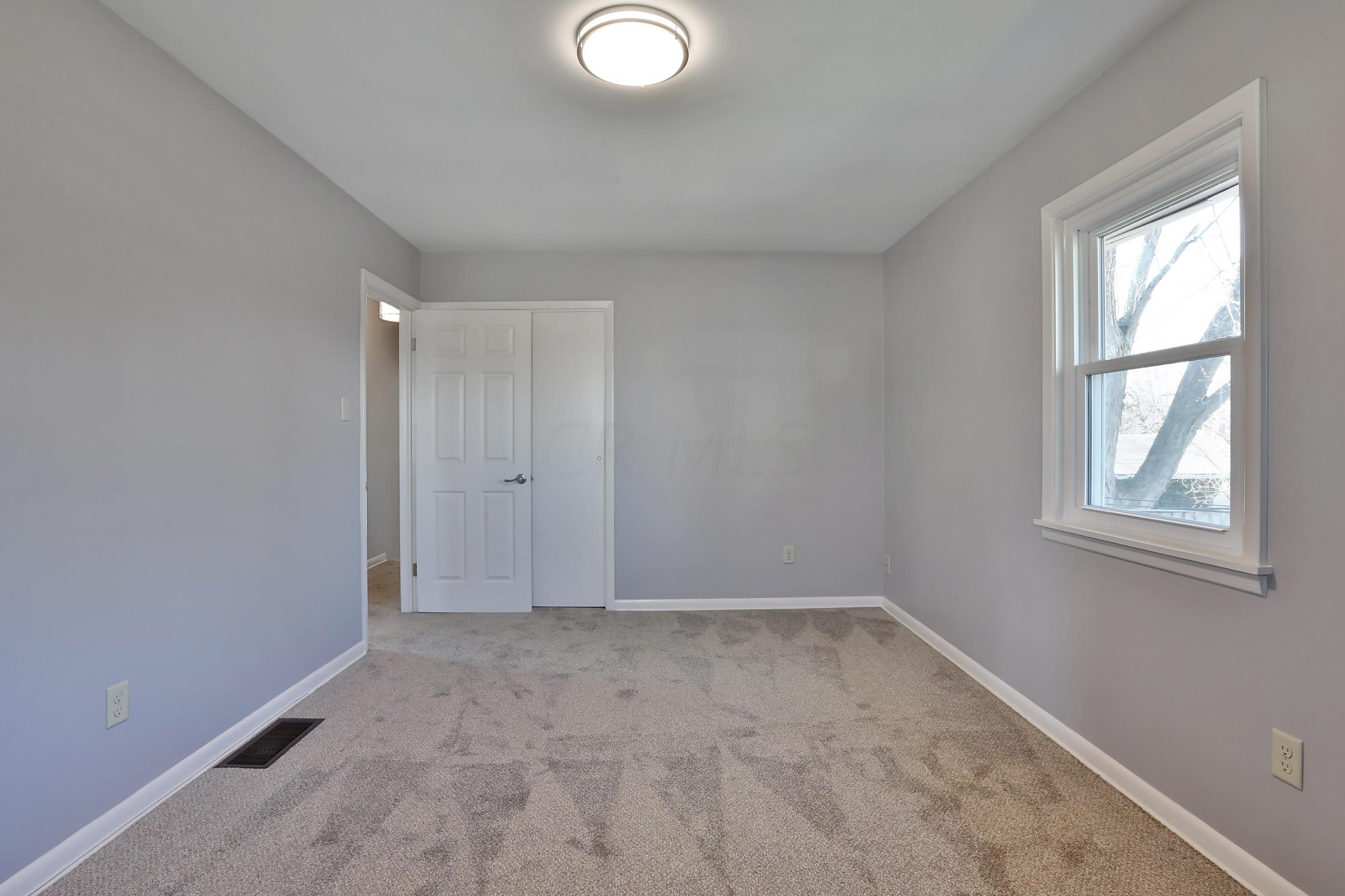 1088 Afton Road Columbus, OH 43221 - Photo 20 of 36 Gallery Image 20
