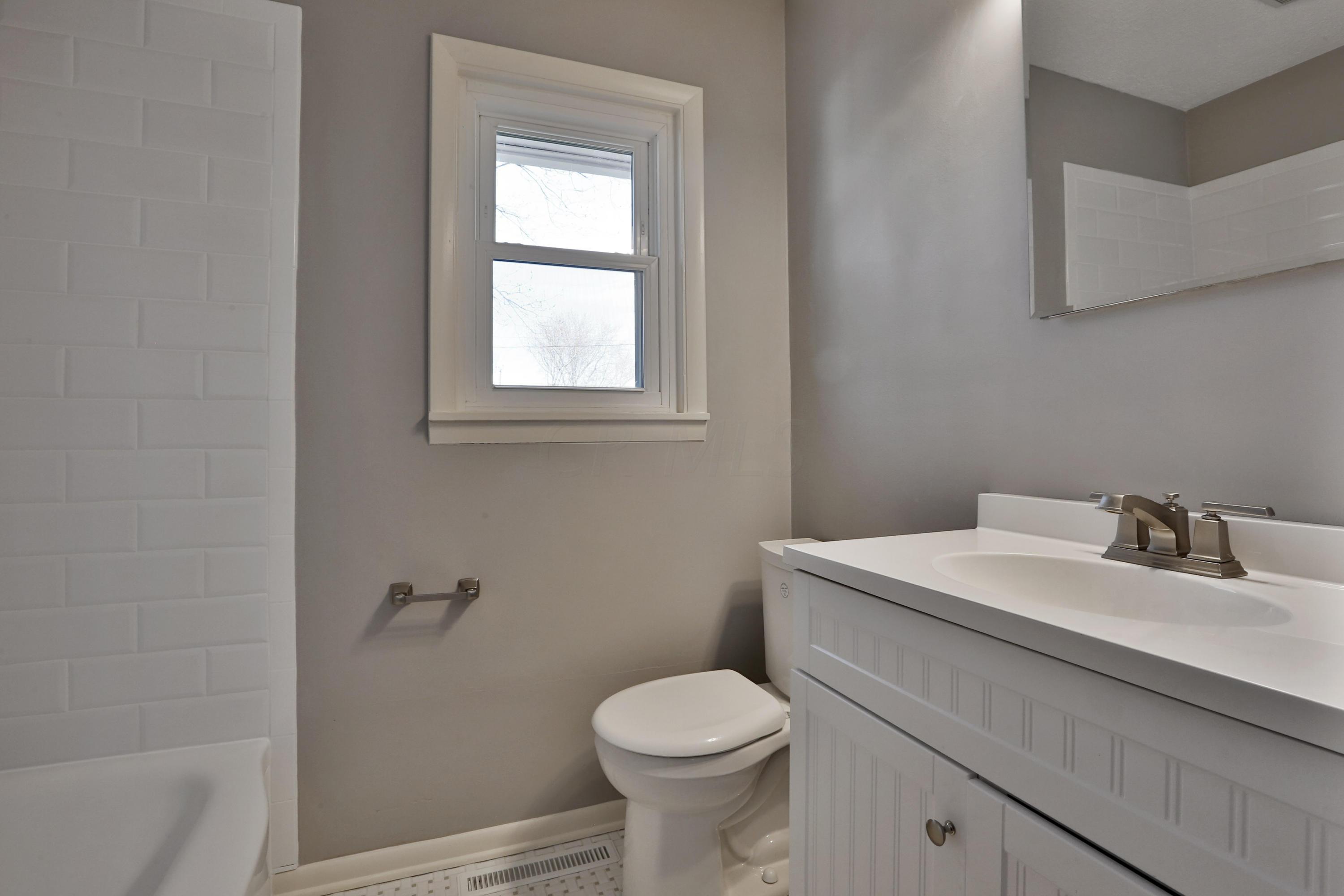 1088 Afton Road Columbus, OH 43221 - Photo 22 of 36 Gallery Image 22